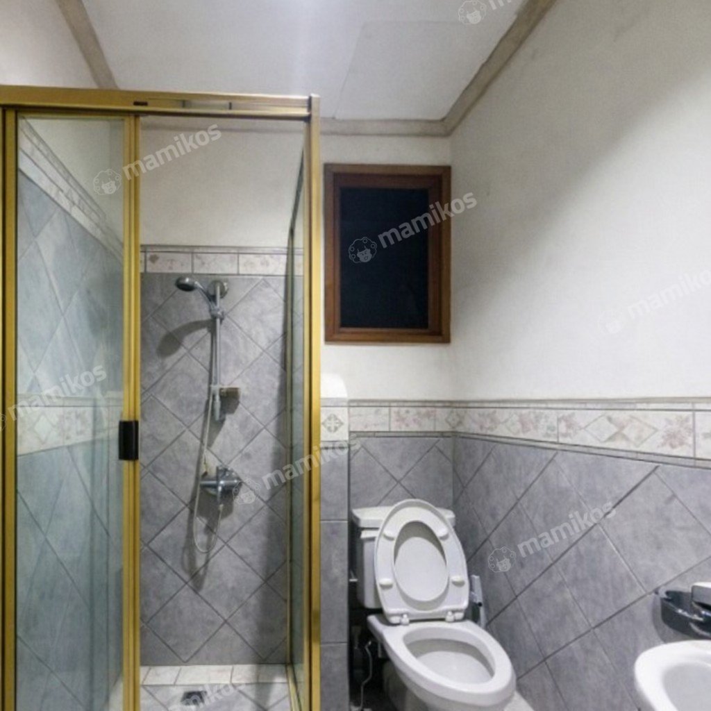 Rumah Sertifikat SHM 4 Kamar Tidur 3 Kamar Mandi Pondok Indah Jakarta Selatan - Photo 5