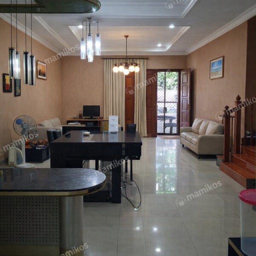 Rumah Sertifikat SHM 6 Kamar Tidur 5 Kamar Mandi Taman Surya Jakarta Barat - Photo 2
