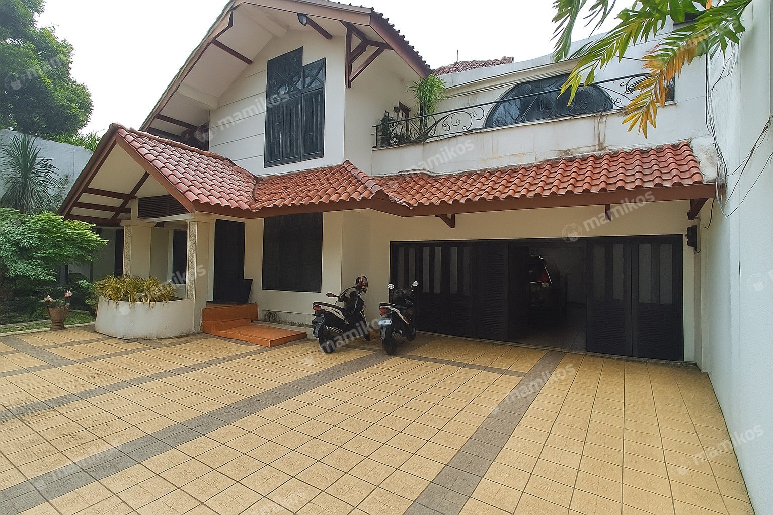 Rumah Sertifikat SHM 6 Kamar Tidur 5 Kamar Mandi Permata Hijau Jakarta Selatan
