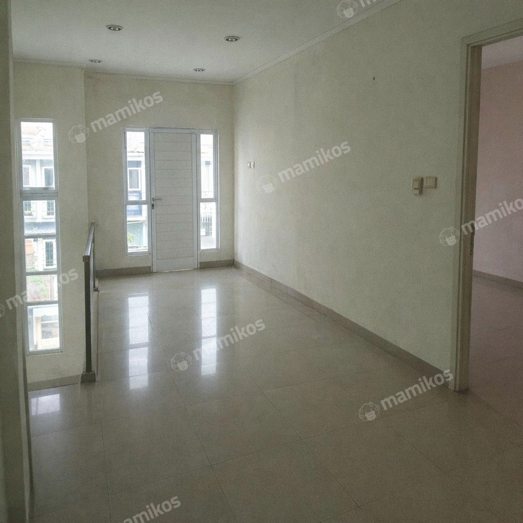 Rumah Sertifikat SHM 5 Kamar Tidur 4 Kamar Mandi Daan Mogot Jakarta Barat - Photo 5