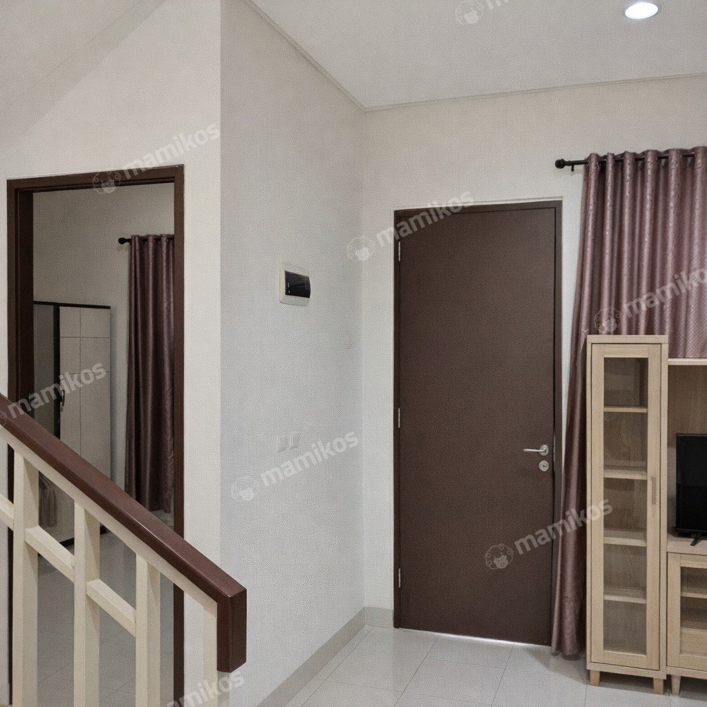 Rumah Sertifikat SHM 4 Kamar Tidur 3 Kamar Mandi Jakarta Garden City Jakarta Timur - Photo 2
