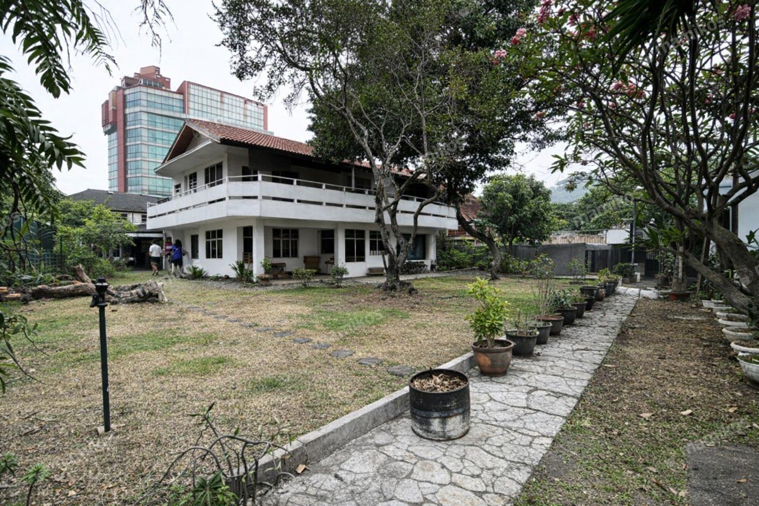 Rumah Sertifikat SHM 4 Kamar Tidur 3 Kamar Mandi Rawamangun Jakarta Timur