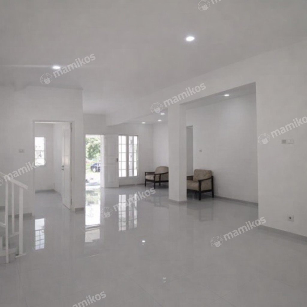 Rumah Sertifikat SHM 3 Kamar Tidur 3 Kamar Mandi Kota Wisata Jakarta Timur - Photo 3