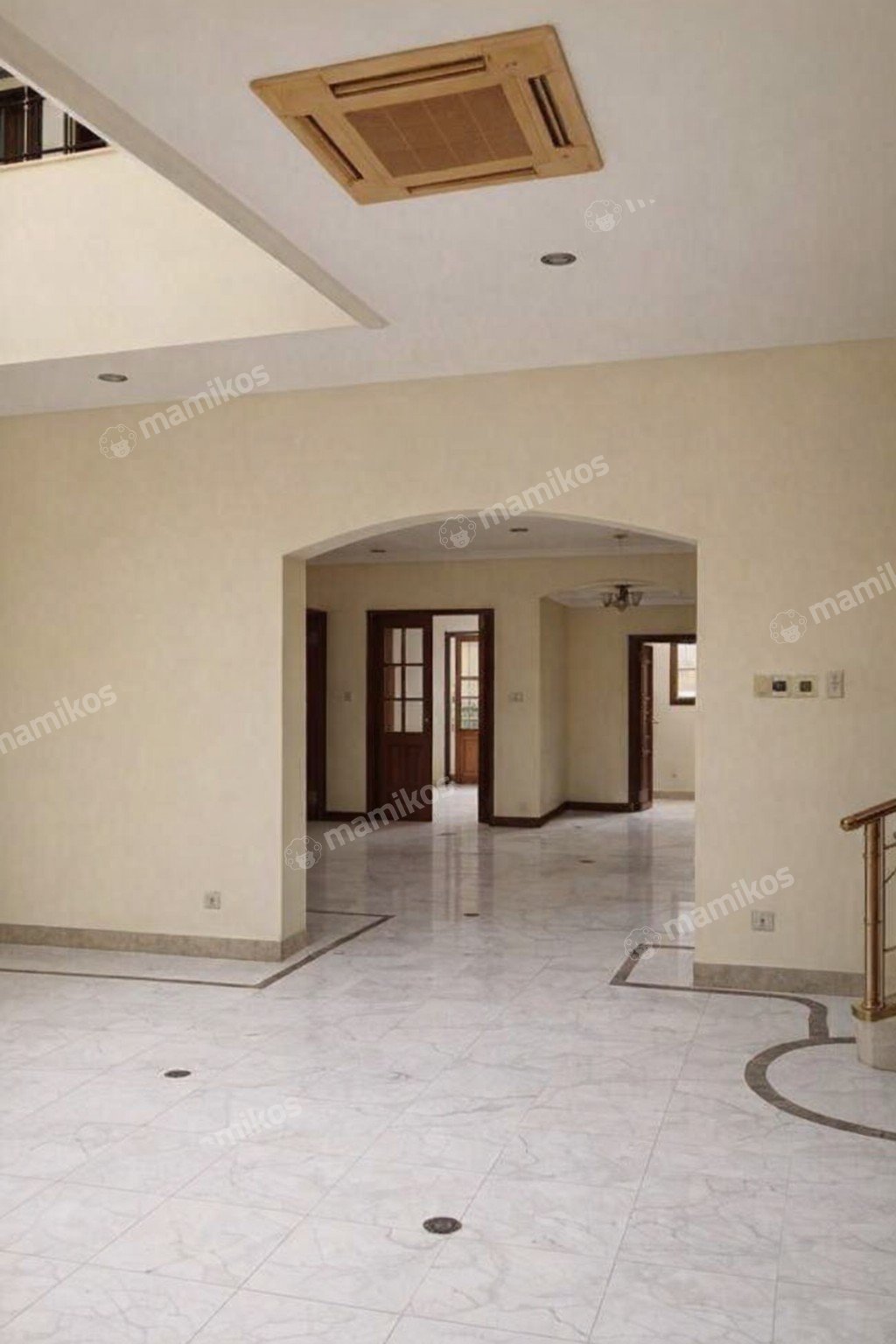 Rumah Sertifikat SHM 5 Kamar Tidur 4 Kamar Mandi Raffles Hills Jakarta Timur - Photo 3