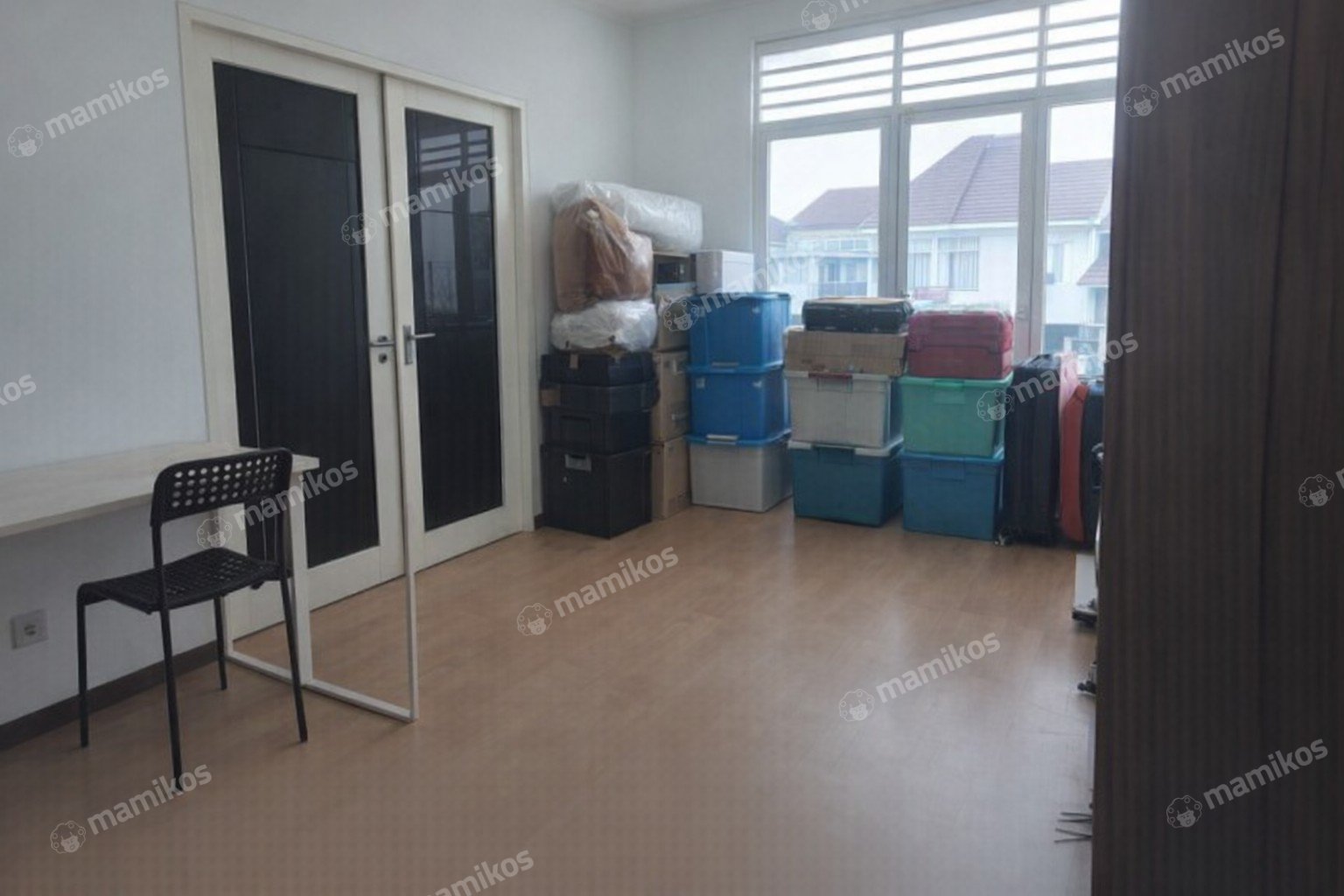 Rumah Sertifikat SHM 3 Kamar Tidur 3 Kamar Mandi Metland Puri Jakarta Barat - Photo 3