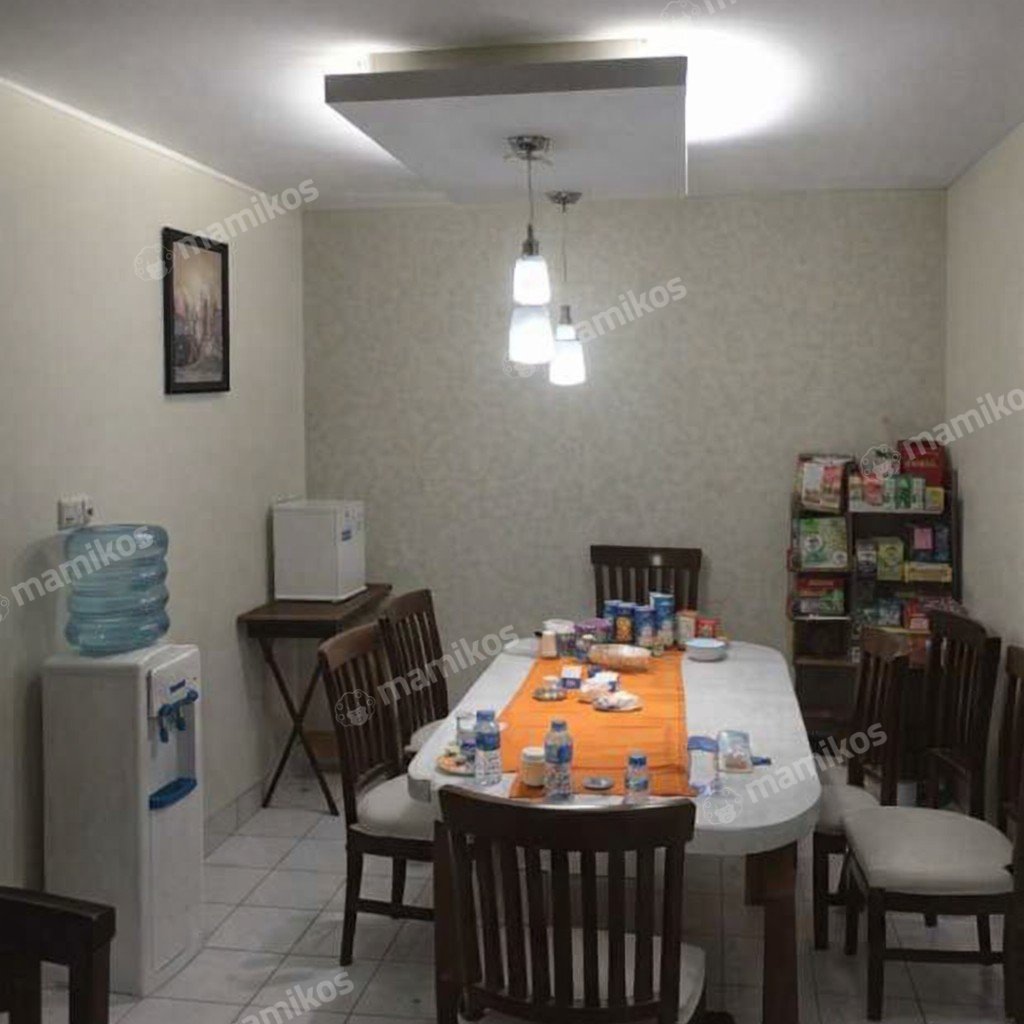 Rumah Sertifikat SHM 4 Kamar Tidur 2 Kamar Mandi Tanjung Duren Jakarta Barat - Photo 5