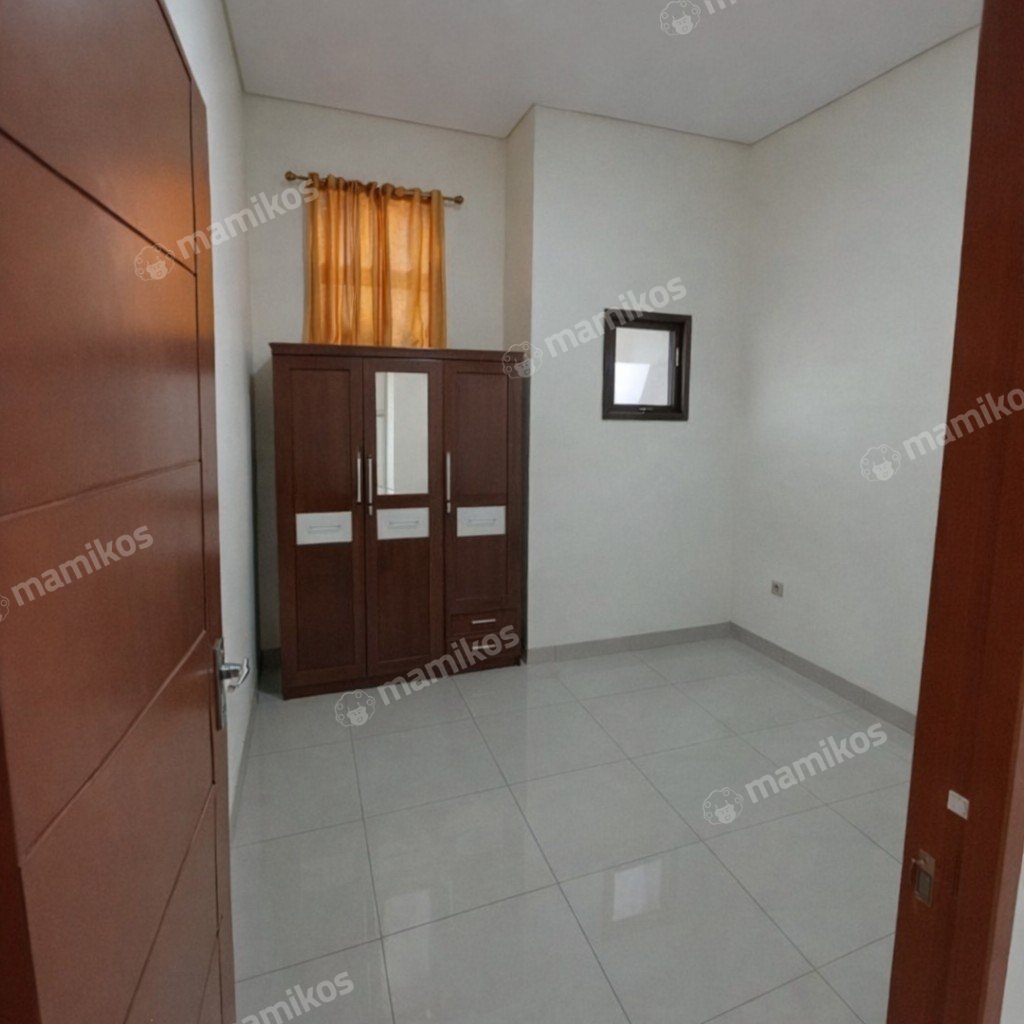 Rumah Sertifikat SHM 3 Kamar Tidur 3 Kamar Mandi Cengkareng Jakarta Barat - Photo 4