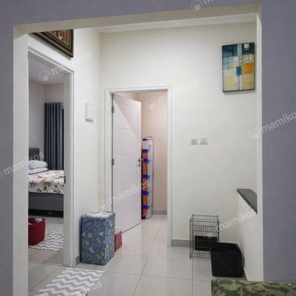 Rumah Sertifikat SHM 4 Kamar Tidur 3 Kamar Mandi Green Lake City Jakarta Barat - Photo 4