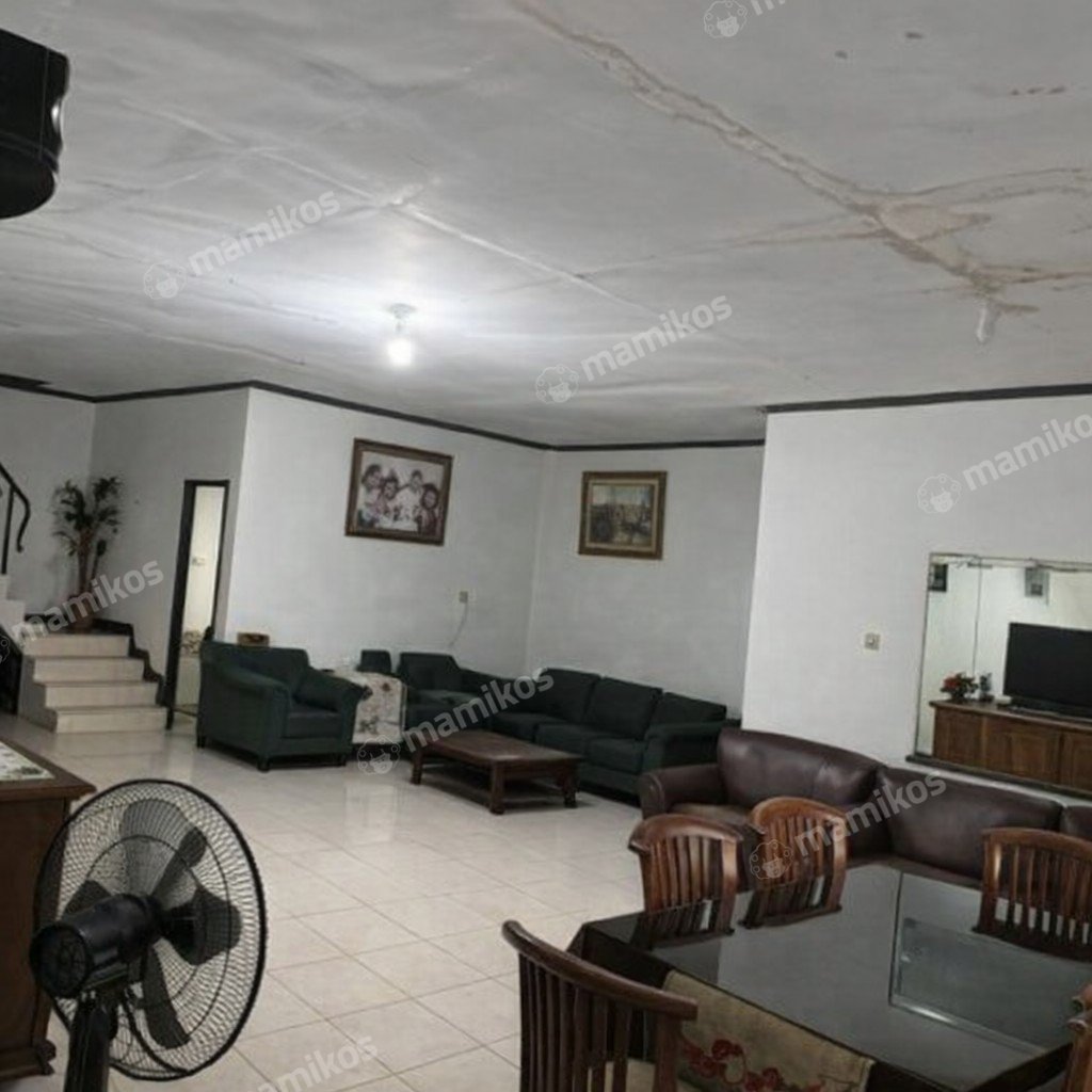 Rumah Sertifikat SHM 5 Kamar Tidur 4 Kamar Mandi Kemanggisan Jakarta Barat