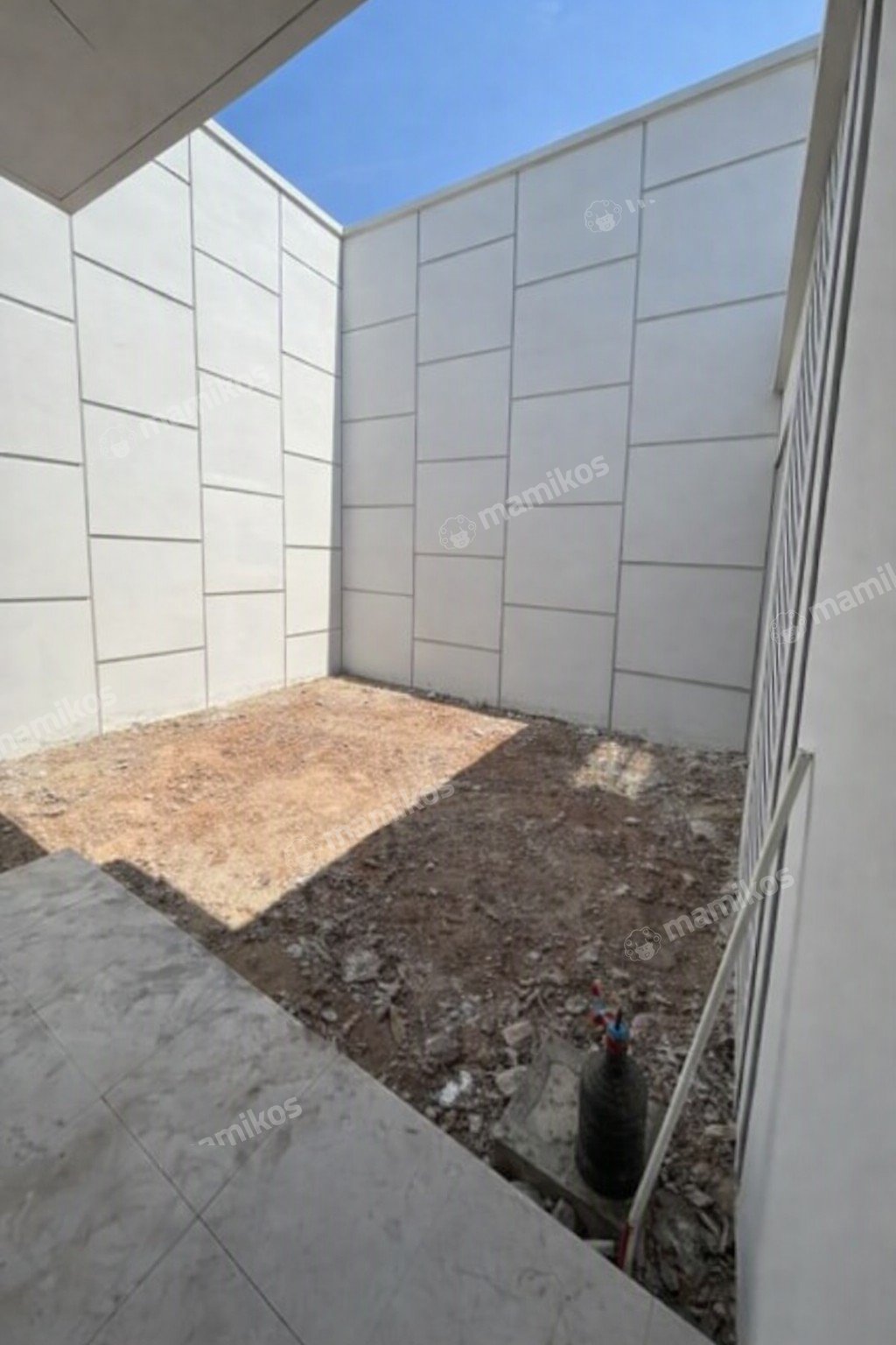 Rumah Sertifikat SHM 4 Kamar Tidur 4 Kamar Mandi Pantai Indah Kapuk 2 Jakarta Utara - Photo 5