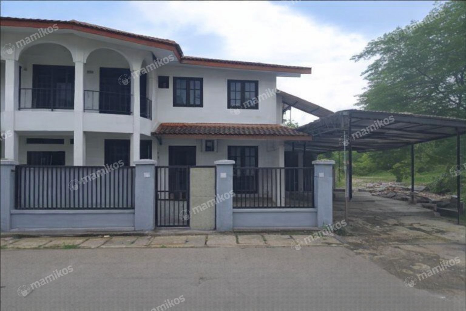 Rumah Sertifikat SHM 5 Kamar Tidur 3 Kamar Mandi Kembangan Jakarta Barat - Photo 2