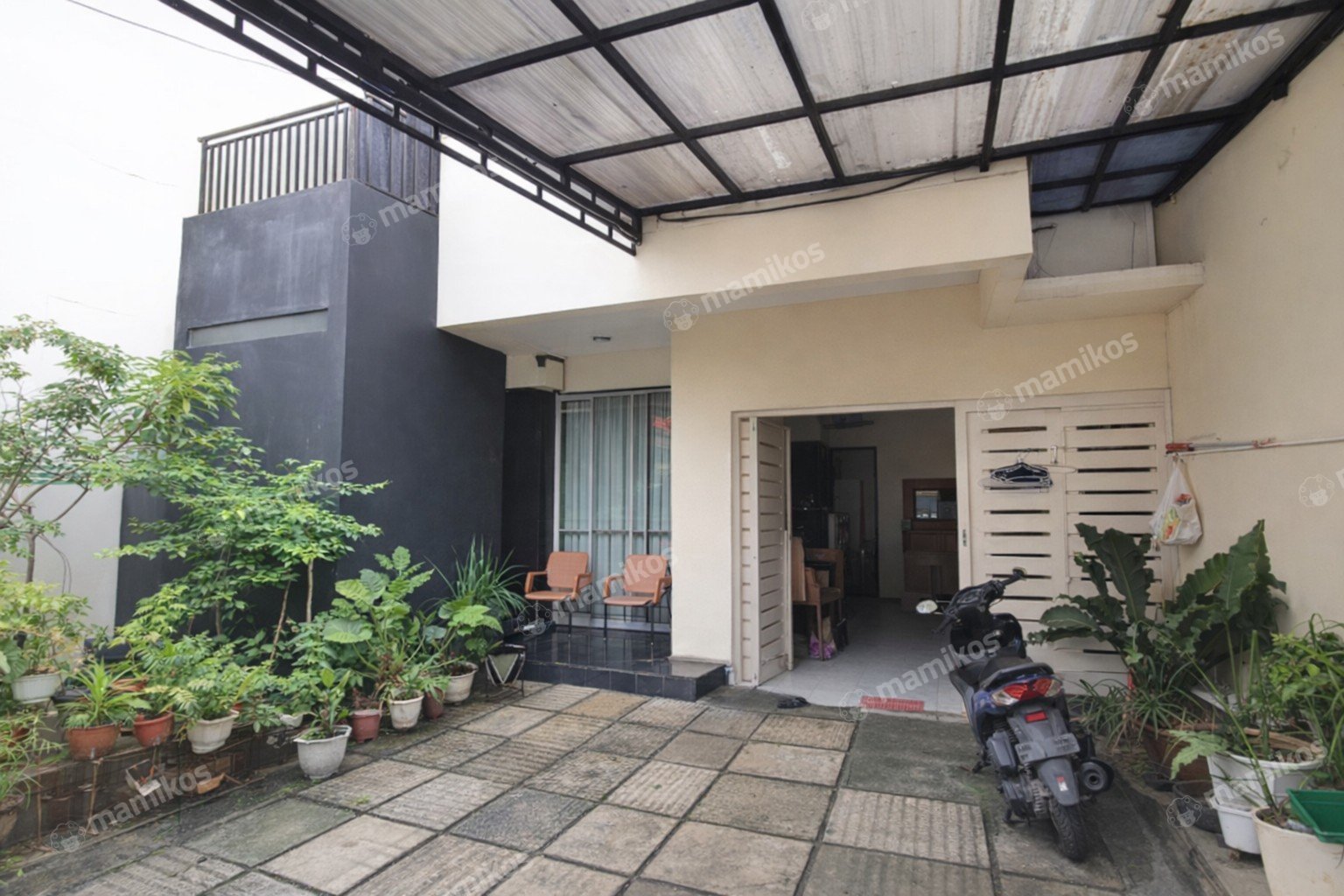 Rumah Sertifikat SHM 4 Kamar Tidur 3 Kamar Mandi Kemanggisan Jakarta Barat