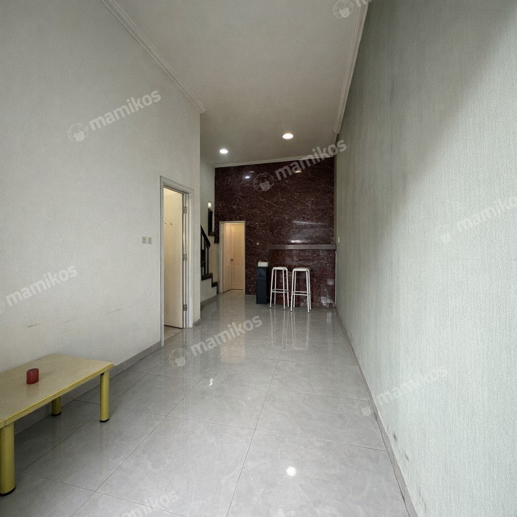 Rumah Sertifikat SHM 4 Kamar Tidur 3 Kamar Mandi Citra Garden Jakarta Barat - Photo 4