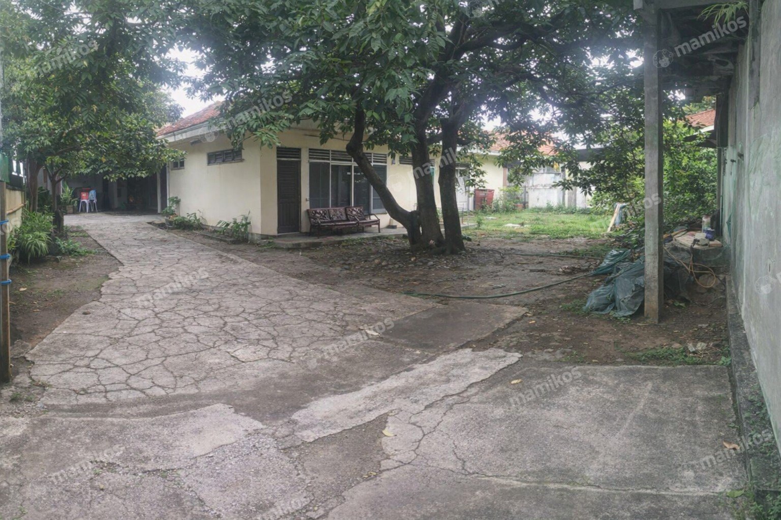 Rumah Sertifikat SHM 4 Kamar Tidur 2 Kamar Mandi Kramat Jati Jakarta Timur