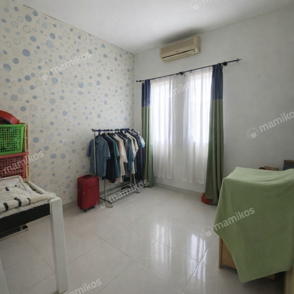 Rumah Sertifikat SHM 4 Kamar Tidur 3 Kamar Mandi Citra Grand Jakarta Timur - Photo 5