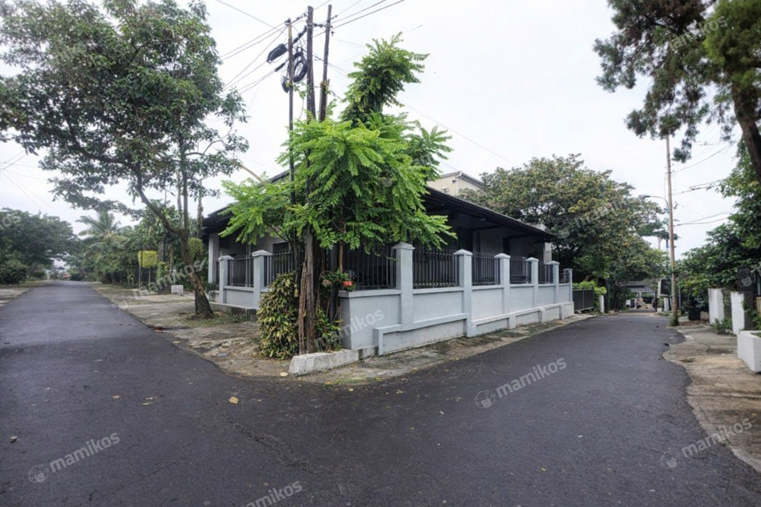Rumah Sertifikat SHM 6 Kamar Tidur 3 Kamar Mandi Cipinang Melayu Jakarta Timur