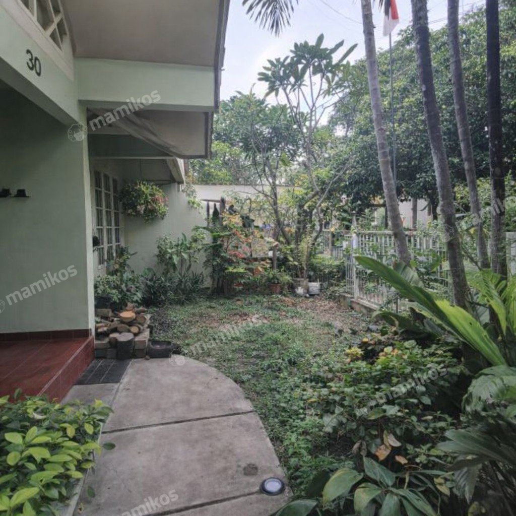Rumah Sertifikat SHM 3 Kamar Tidur 3 Kamar Mandi Lebak Bulus Jakarta Selatan - Photo 3