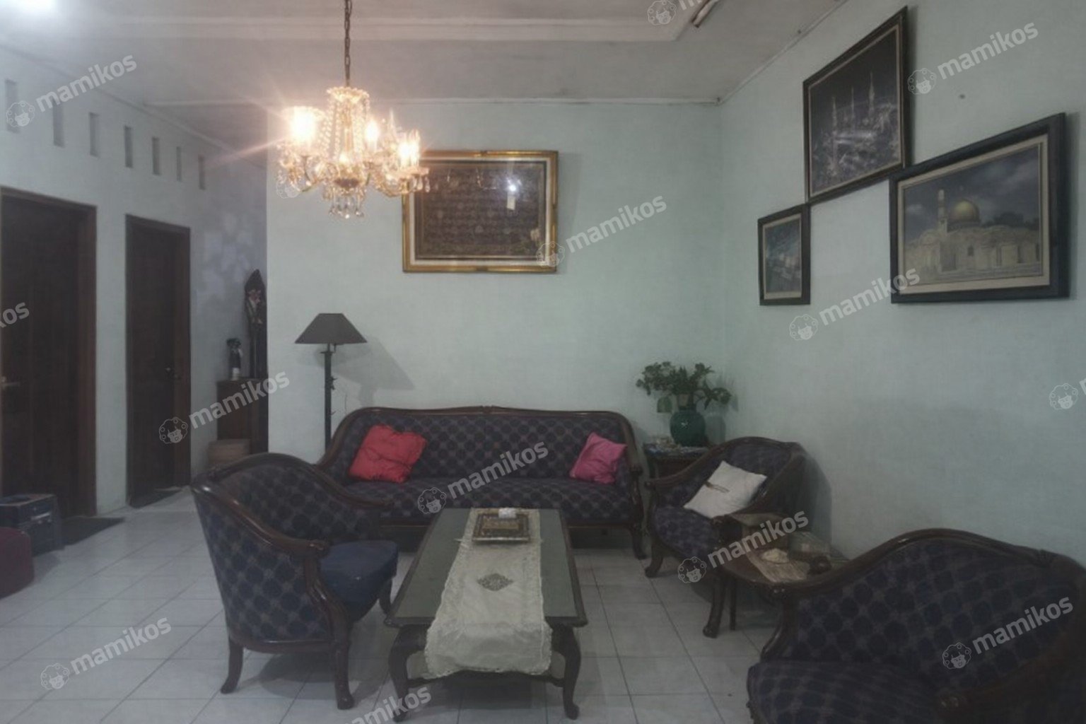 Rumah Sertifikat SHM 8 Kamar Tidur 3 Kamar Mandi Pakubuwono Jakarta Selatan