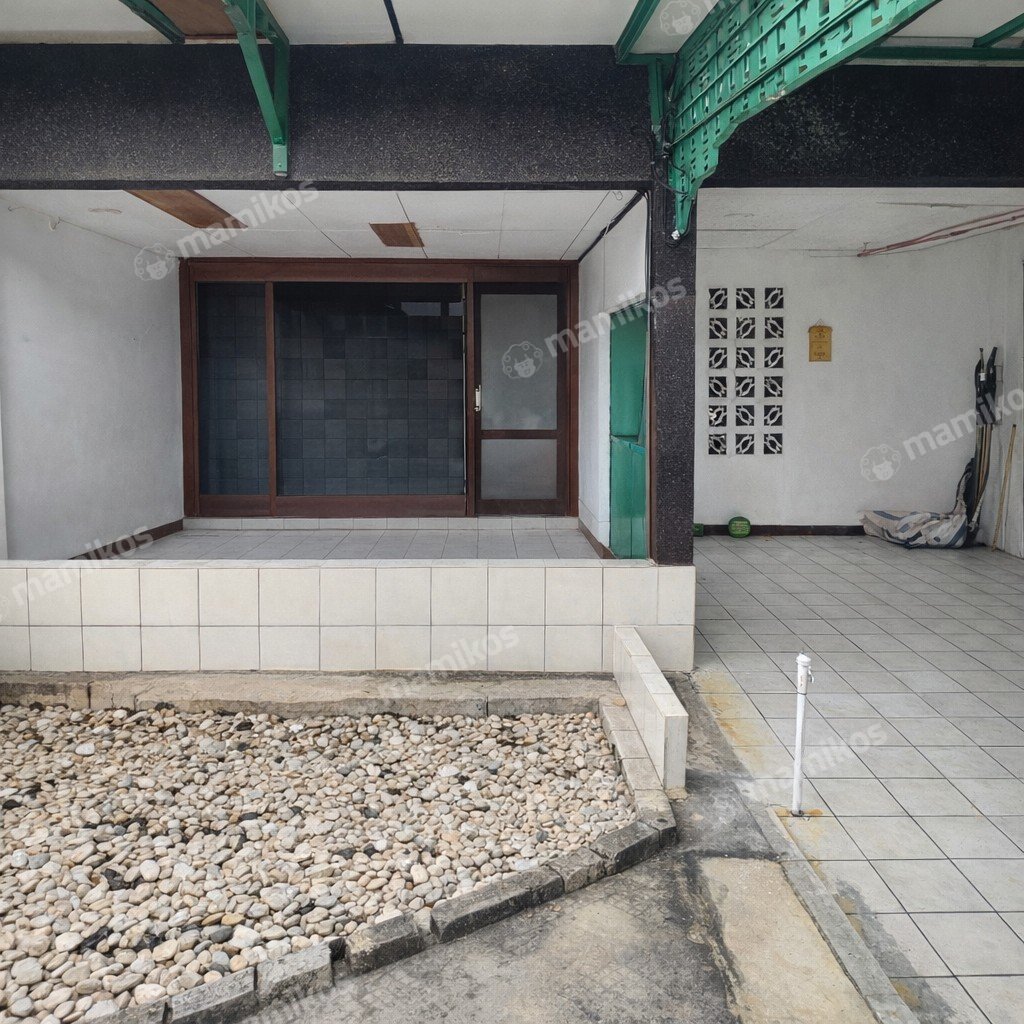 Rumah Sertifikat SHM 3 Kamar Tidur 2 Kamar Mandi Pulomas Jakarta Timur - Photo 3