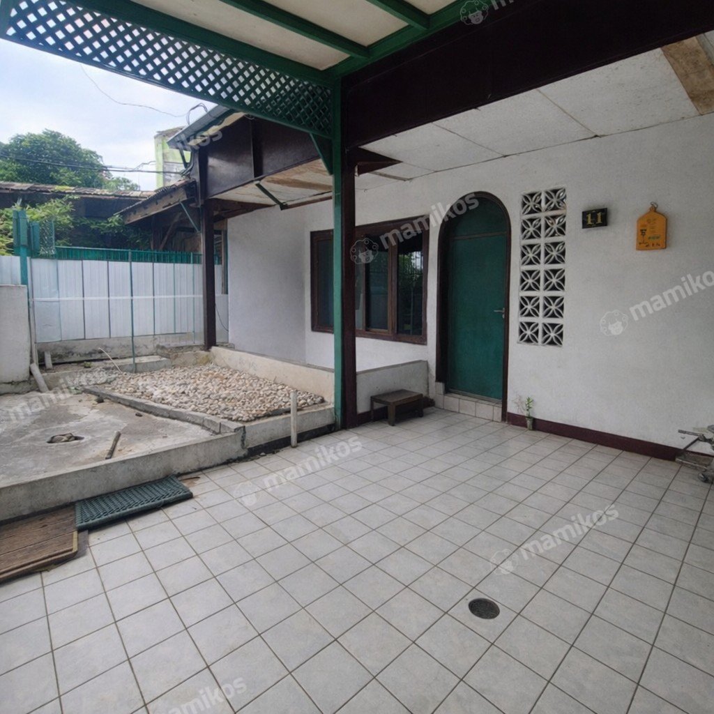 Rumah Sertifikat SHM 3 Kamar Tidur 2 Kamar Mandi Pulomas Jakarta Timur - Photo 4