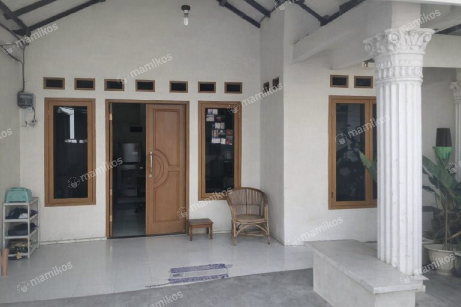 Rumah Sertifikat SHM 1 Lantai Kampung Ambon Jakarta Timur