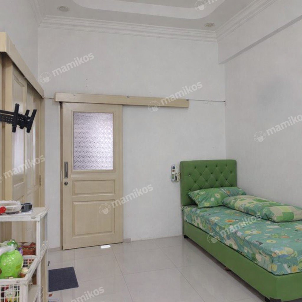Rumah Sertifikat SHM 5 Kamar Tidur 2 Kamar Mandi Kembangan Jakarta Barat - Photo 2