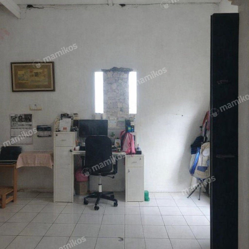 Rumah Sertifikat SHM 3 Kamar Tidur 1 Kamar Mandi Condet Jakarta Timur - Photo 5