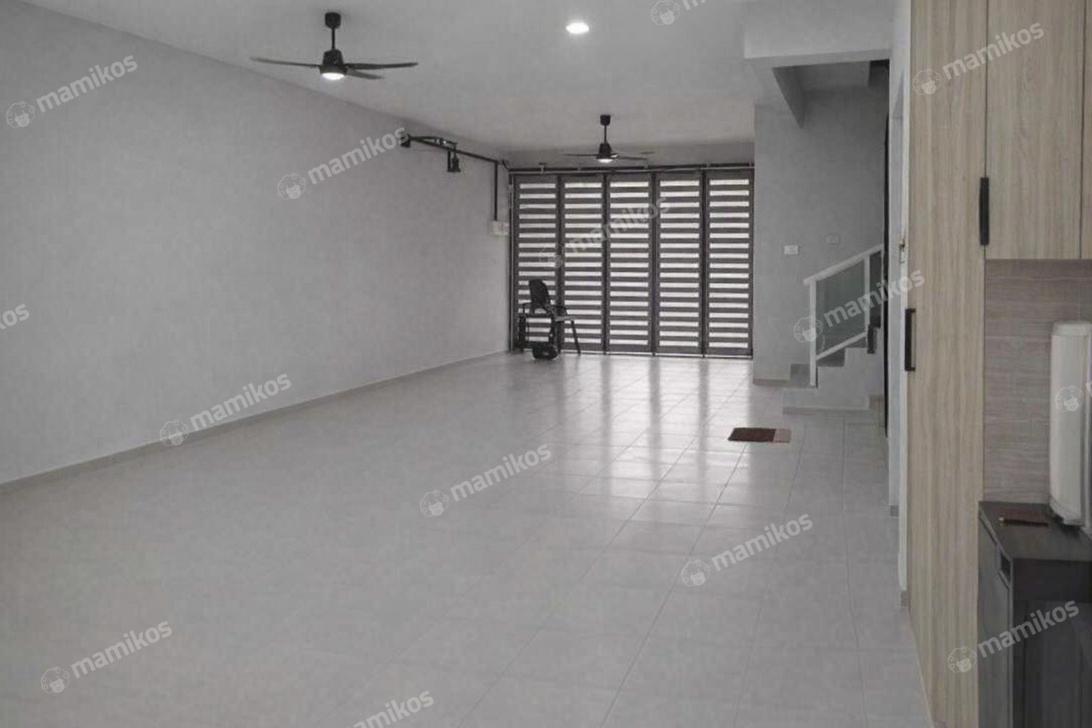 Rumah Sertifikat SHM 4 Kamar Tidur 4 Kamar Mandi Citra Garden Jakarta Barat - Photo 4