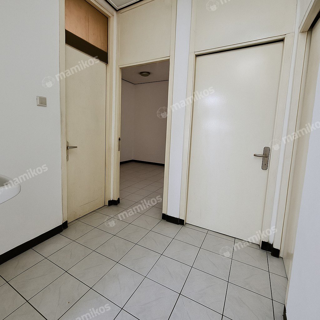 Rumah Sertifikat SHM 4 Kamar Tidur 3 Kamar Mandi Kuningan Jakarta Selatan - Photo 4