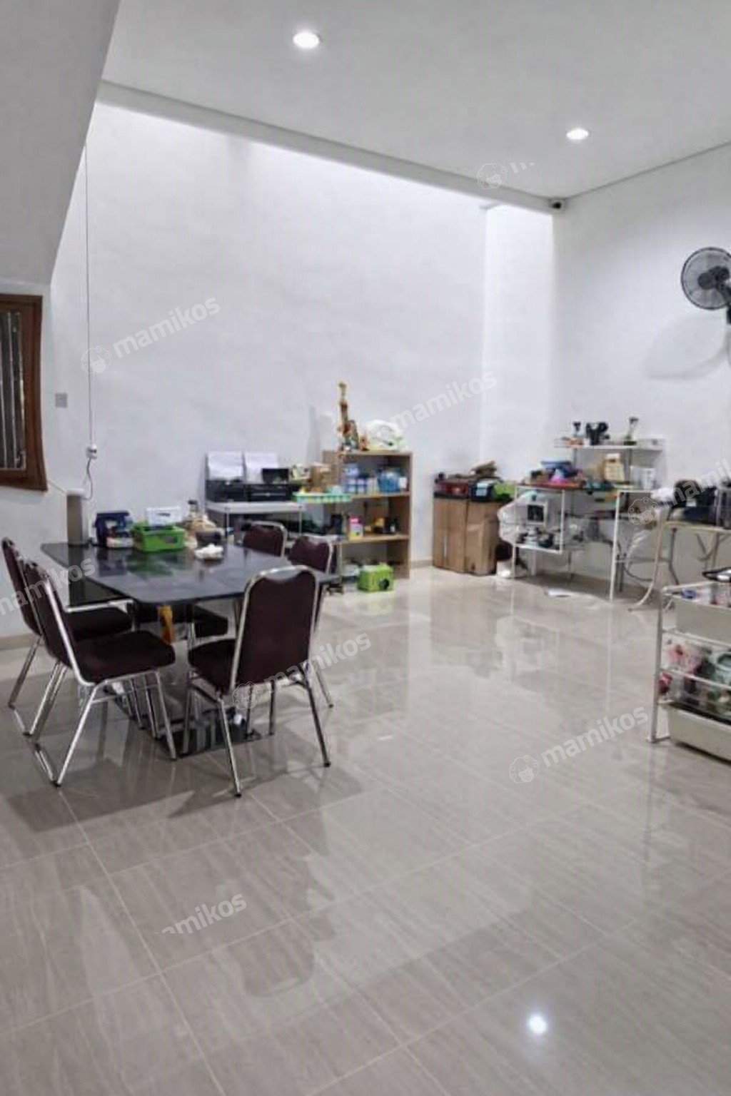 Rumah Sertifikat SHM 3 Kamar Tidur 3 Kamar Mandi Kelapa Gading Jakarta Utara - Photo 2