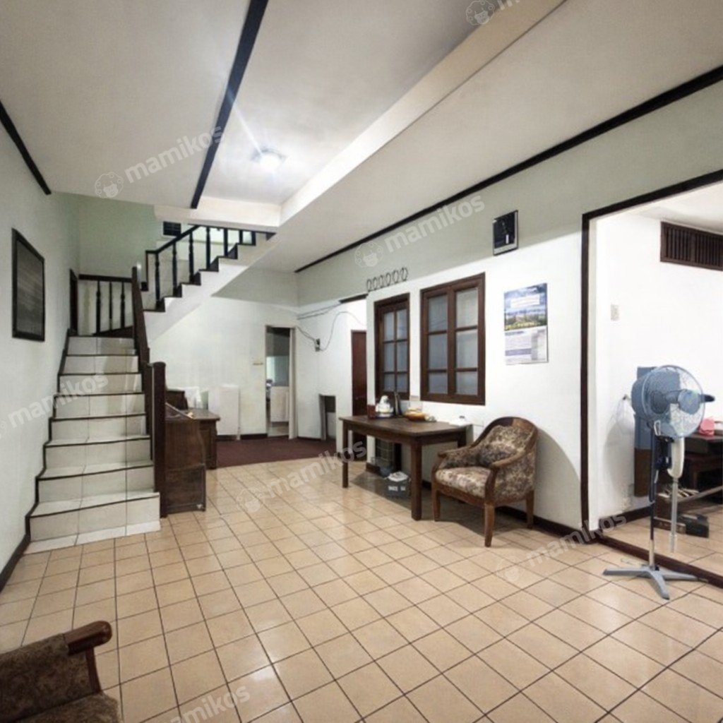 Rumah Sertifikat SHM 6 Kamar Tidur 3 Kamar Mandi Tebet Jakarta Selatan - Photo 3