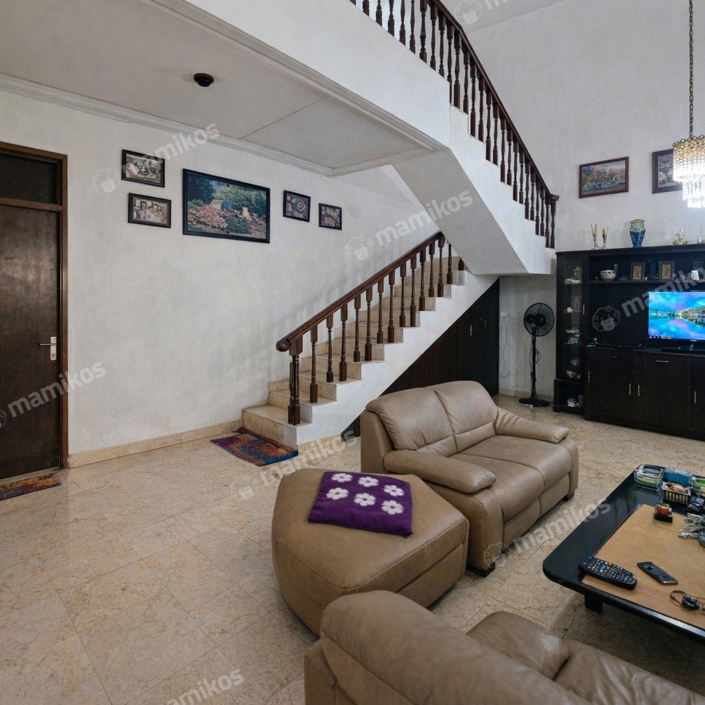 Rumah Sertifikat SHM 4 Kamar Tidur 2 Kamar Mandi Sunrise Garden Jakarta Barat - Photo 4