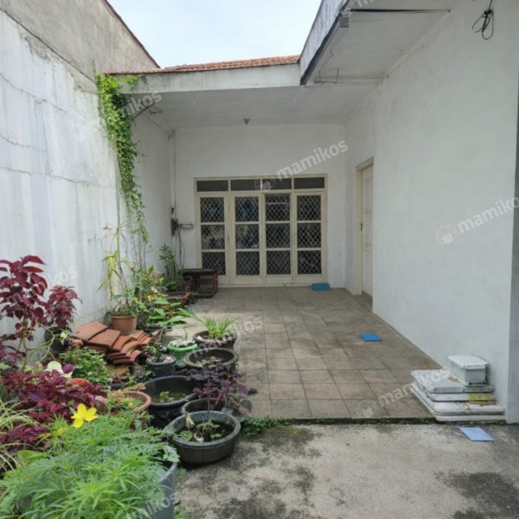 Rumah Sertifikat SHM 3 Kamar Tidur 2 Kamar Mandi Kebayoran Baru Jakarta Selatan - Photo 5
