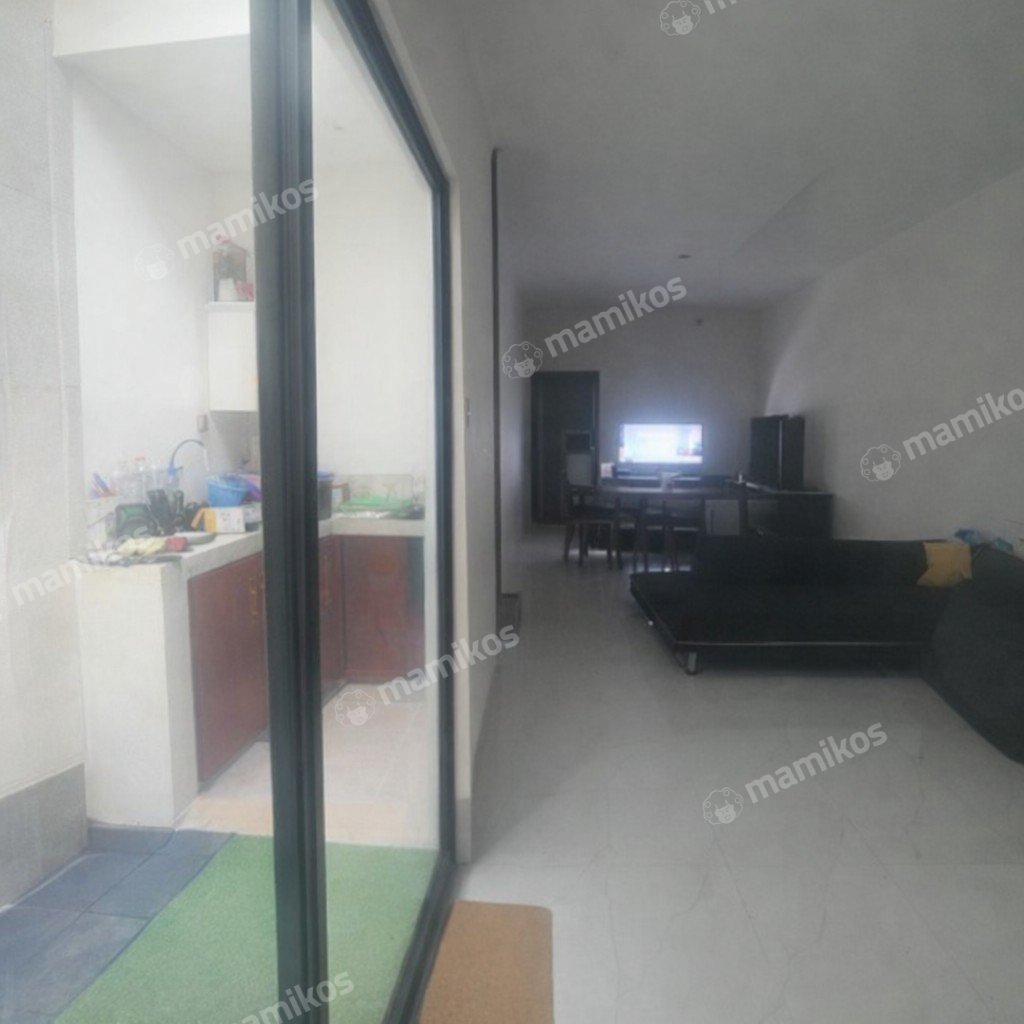 Rumah 3 Kamar Tidur 3 Kamar Mandi 3 Lantai Cibubur Jakarta Timur - Photo 2