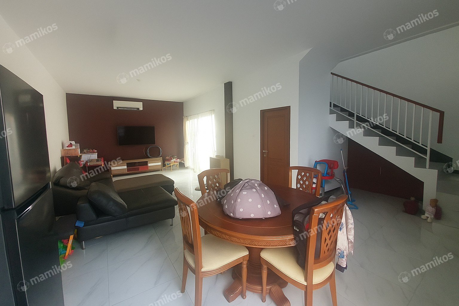 Rumah 3 Kamar Tidur 3 Kamar Mandi 3 Lantai Cibubur Jakarta Timur - Photo 3