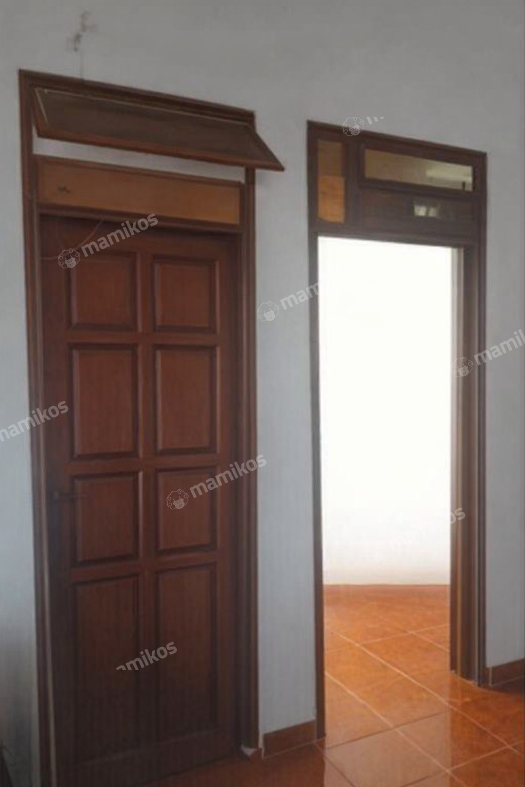 Rumah Sertifikat SHM 7 Kamar Tidur 2 Kamar Mandi Tanjung Duren Jakarta Barat - Photo 4