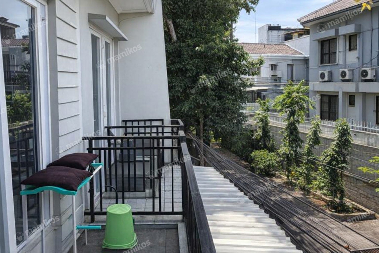 Rumah Sertifikat SHM 3 Kamar Tidur 2 Kamar Mandi Tanjung Duren Jakarta Barat