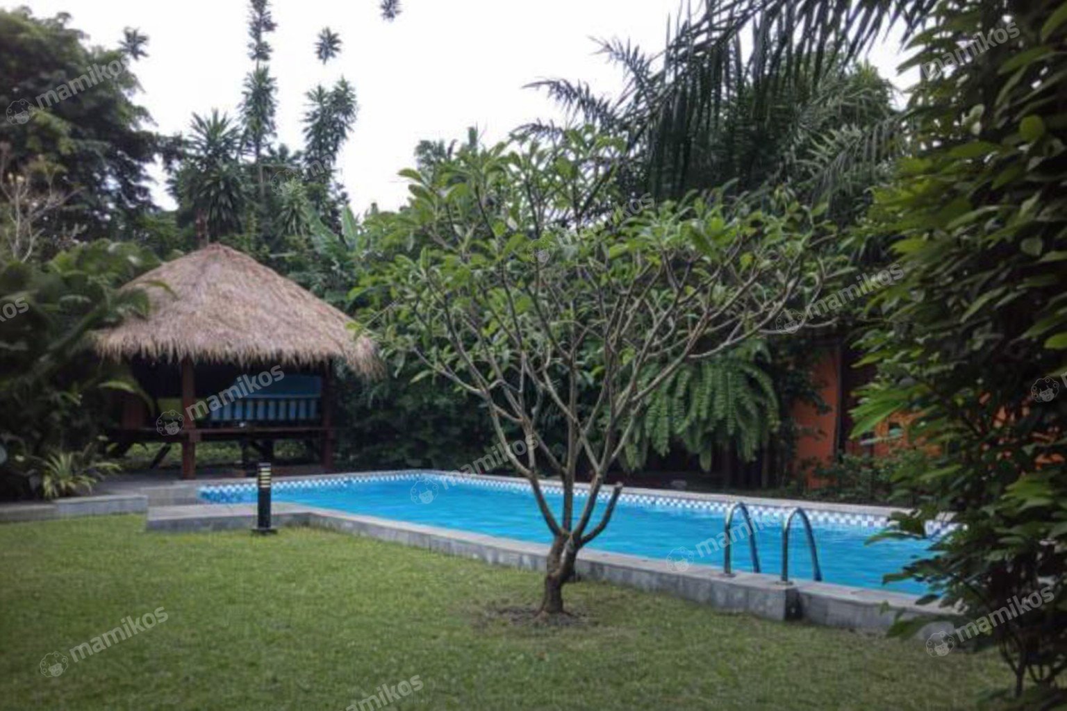 Rumah Sertifikat SHM 5 Kamar Tidur 3 Kamar Mandi Kemang Jakarta Selatan