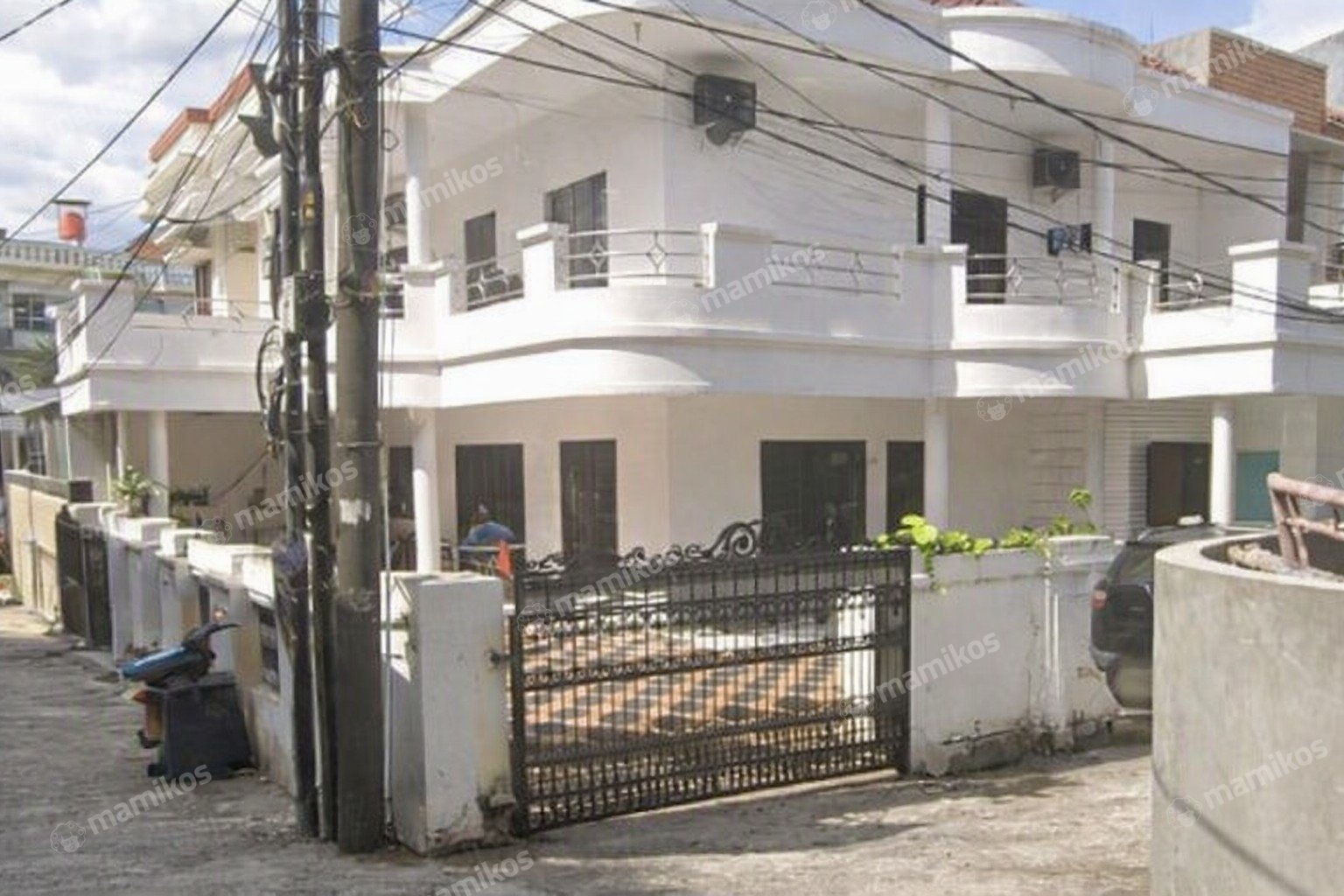 Rumah Sertifikat SHM 5 Kamar Tidur 5 Kamar Mandi Kelapa Gading Jakarta Utara