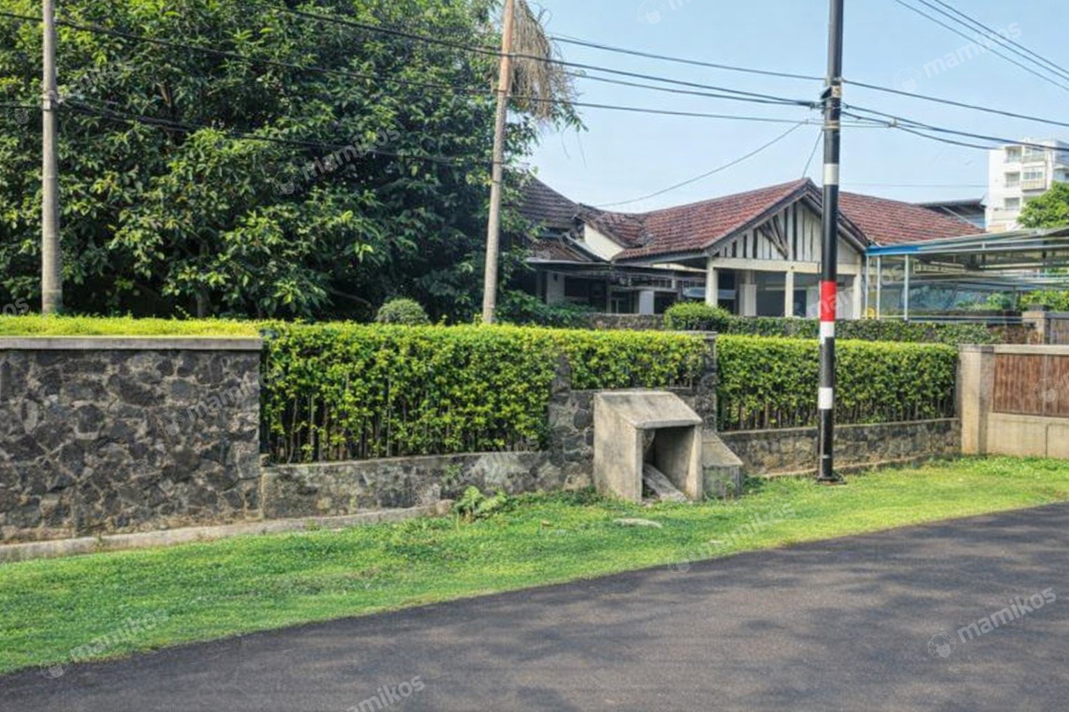 Rumah Sertifikat SHM 4 Kamar Tidur 3 Kamar Mandi Cipayung Jakarta Timur - Photo 2