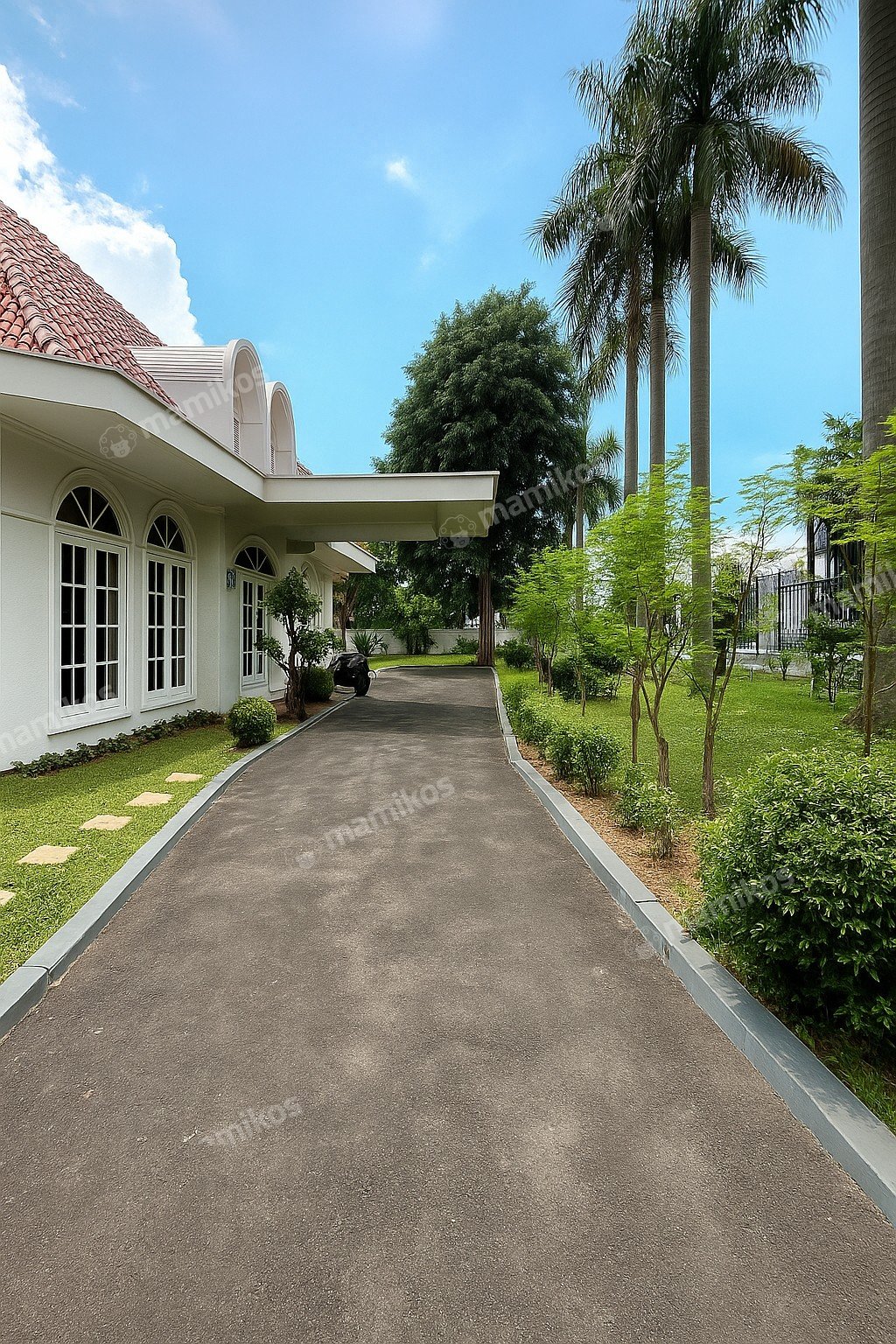 Rumah Sertifikat SHM 6 Kamar Tidur 5 Kamar Mandi Simprug Jakarta Selatan - Photo 3