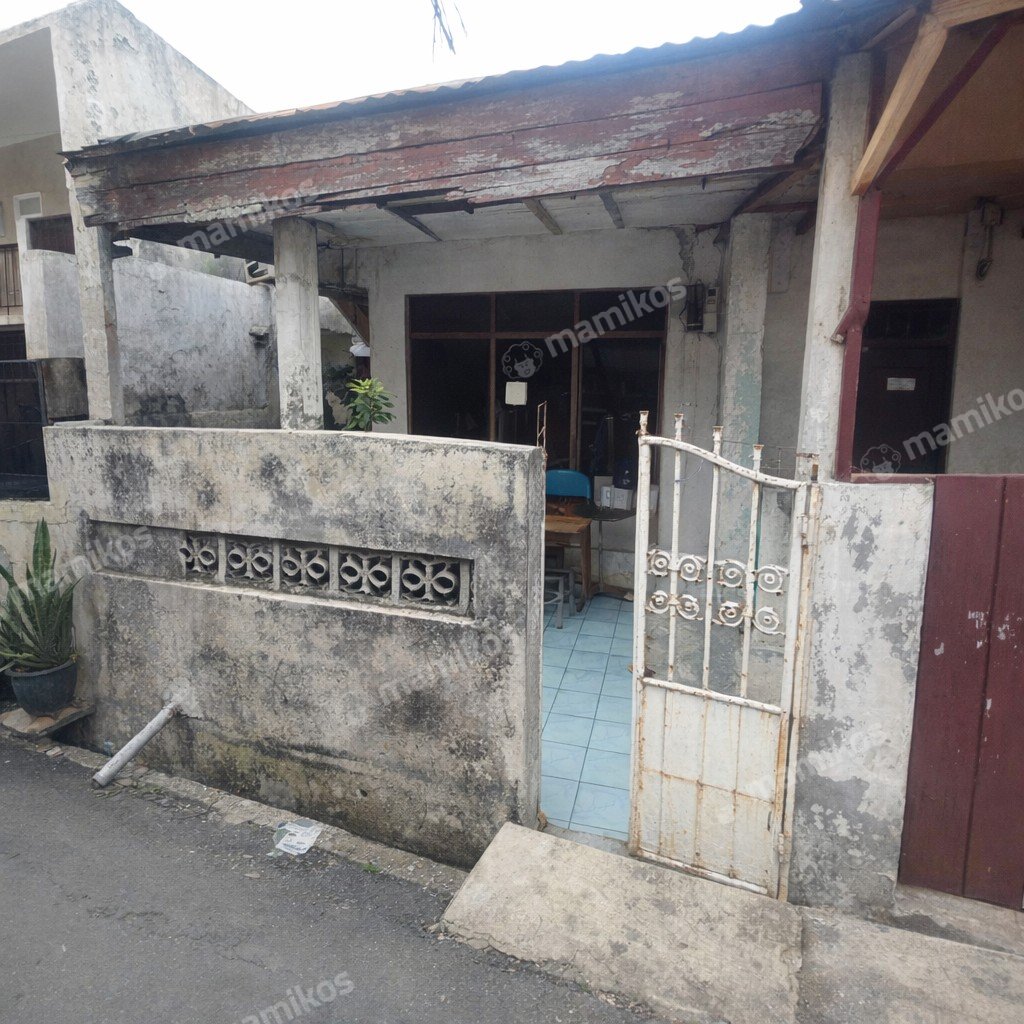 Rumah Sertifikat Girik 3 Kamar Tidur 3 Kamar Mandi Slipi Jakarta Barat - Photo 2