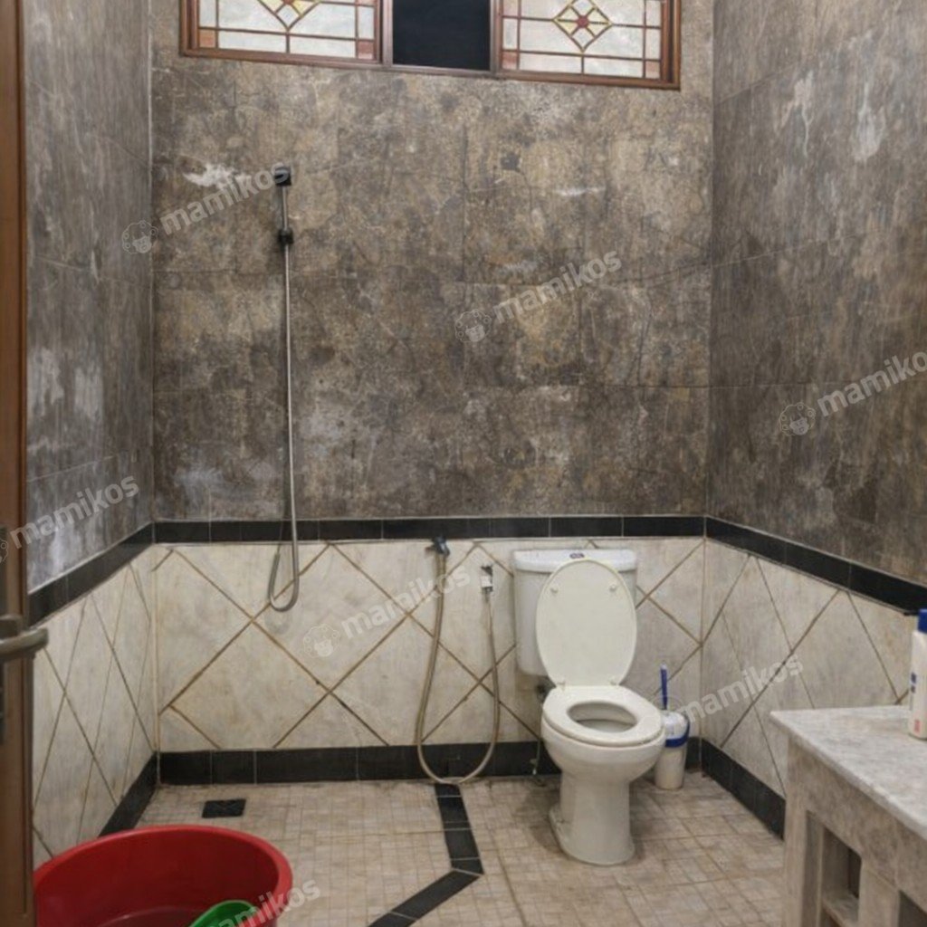 Rumah Sertifikat SHM 5 Kamar Tidur 4 Kamar Mandi Pondok Kelapa Jakarta Timur - Photo 5