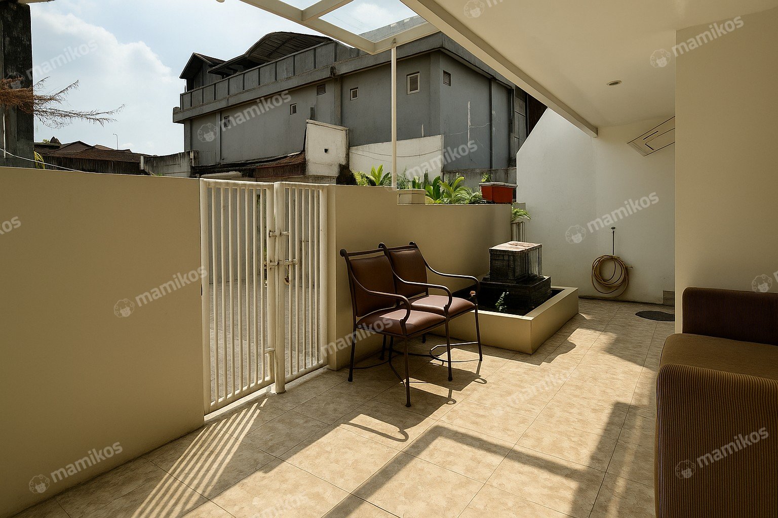 Rumah Sertifikat SHM 4 Kamar Tidur 1 Kamar Mandi Fatmawati Jakarta Selatan