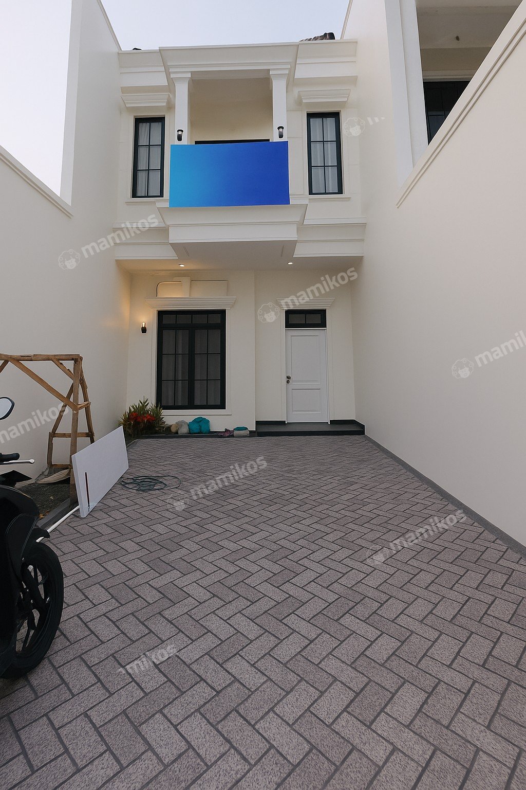 Rumah Sertifikat SHM 5 Kamar Tidur 4 Kamar Mandi Kembangan Jakarta Barat - Photo 3