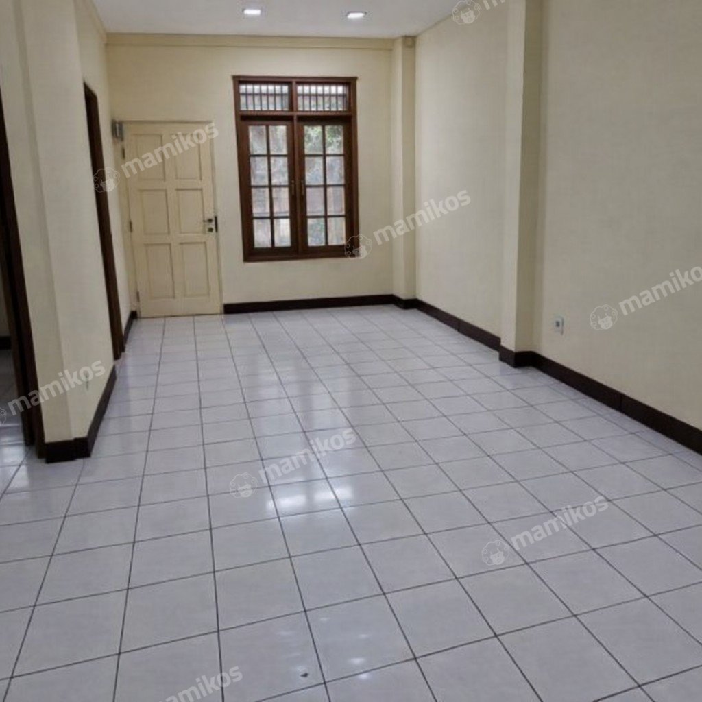 Rumah Sertifikat SHM 5 Kamar Tidur 2 Kamar Mandi Pulo Gadung Jakarta Timur - Photo 4
