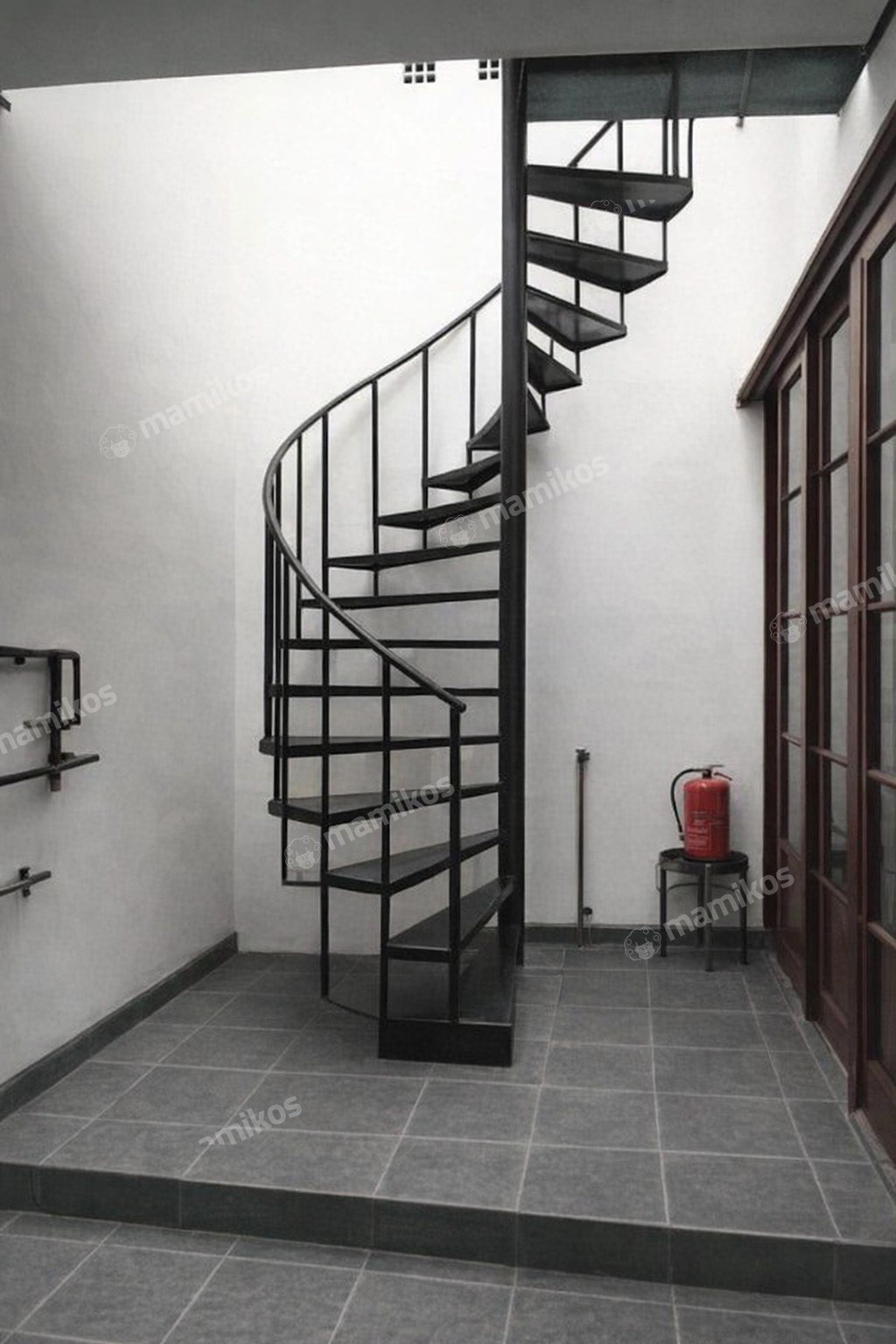Rumah Sertifikat SHM 5 Kamar Tidur 5 Kamar Mandi Citra Grand Jakarta Timur - Photo 4