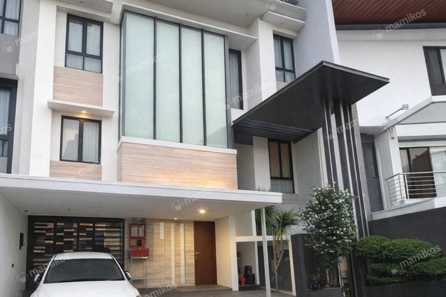 Rumah Sertifikat SHM 3 Kamar Tidur 3 Kamar Mandi Pantai Indah Kapuk Jakarta Utara