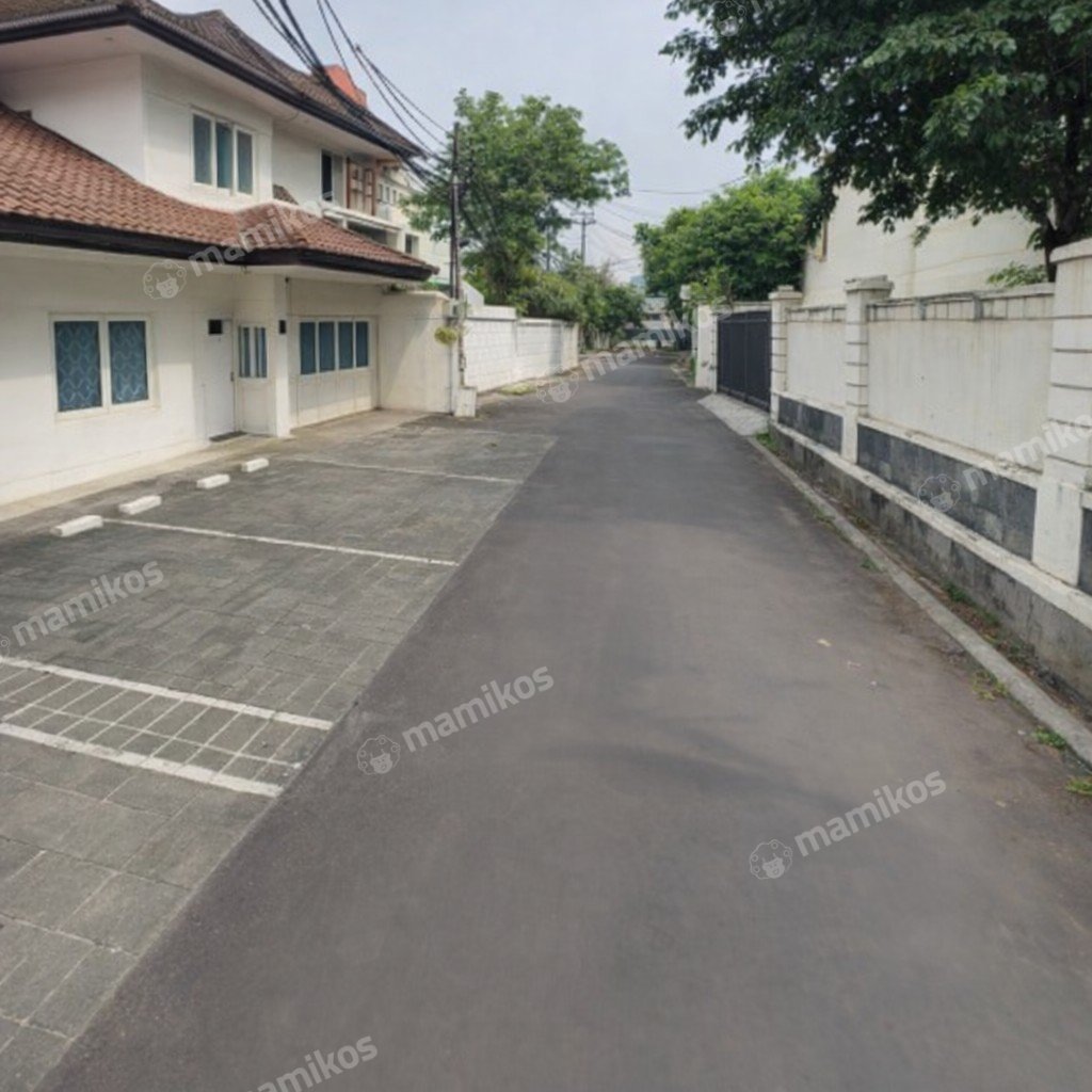 Rumah Sertifikat SHM 10 Kamar Tidur 10 Kamar Mandi Kuningan Jakarta Selatan - Photo 2