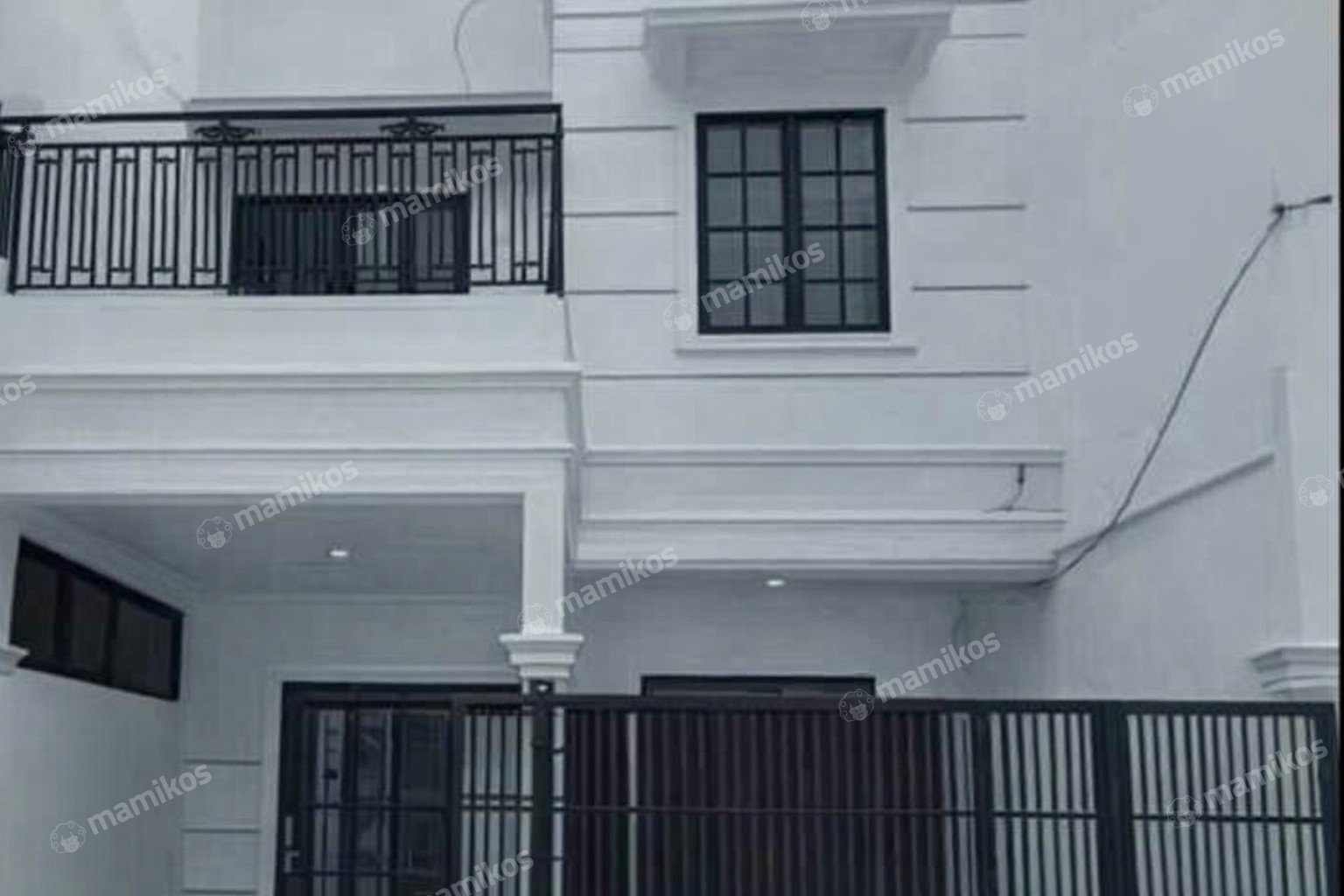 Rumah Sertifikat SHM 4 Kamar Tidur 4 Kamar Mandi Pondok Kelapa Jakarta Timur